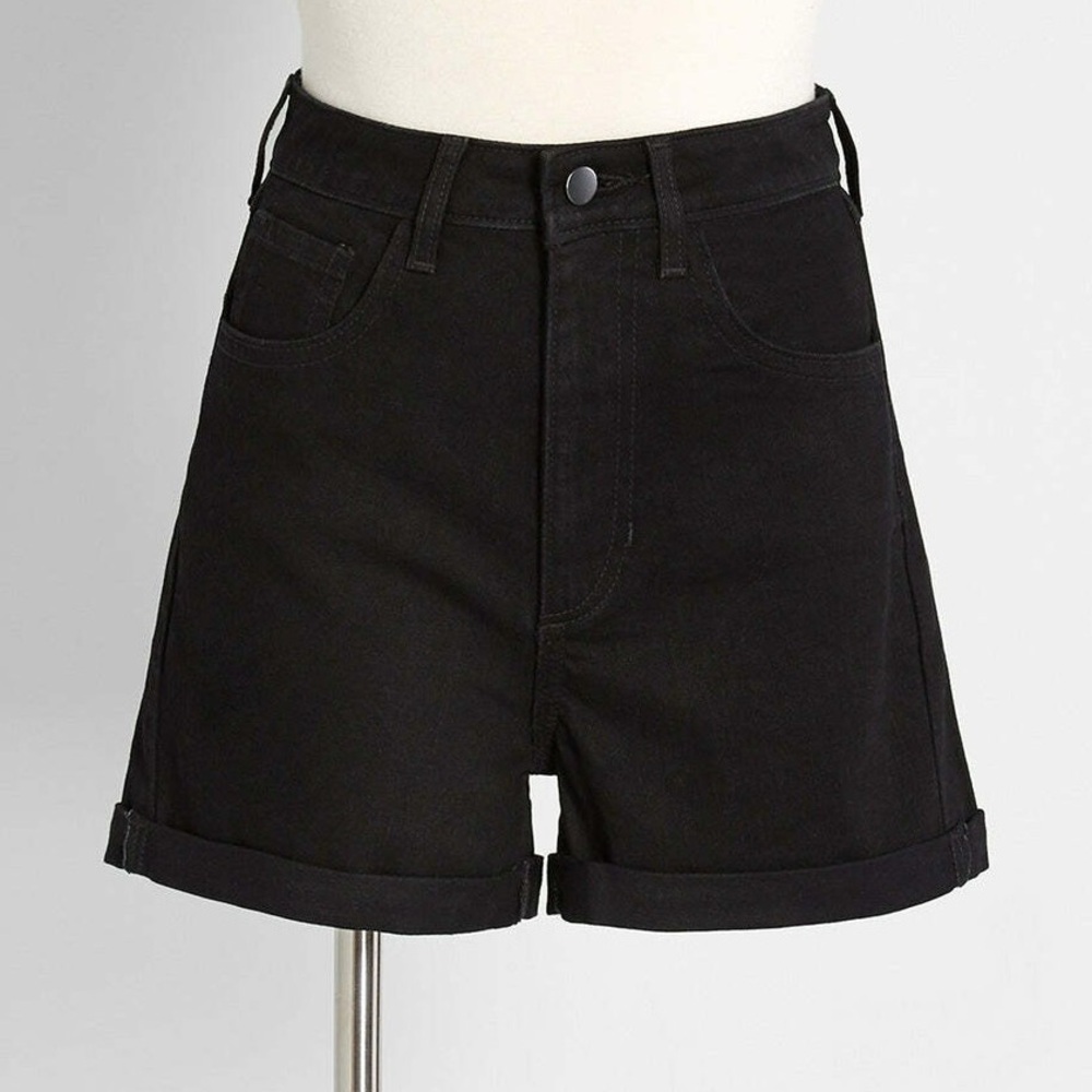 ModCloth Hot and Fun Summer Nights High-Rise Denim Shorts - Size 30 - New!